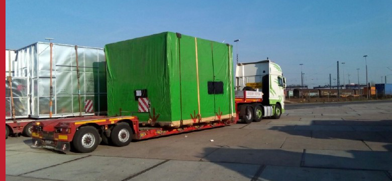 Project Cargo A Truck Suited For Special Transport From The Port Of Hamburg
